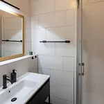 Kleine Fichte Mit Balkon 아파트 *